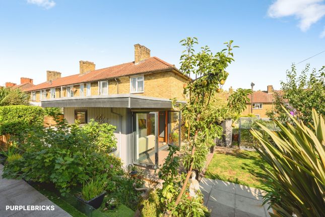 26, Shaftesbury Road, Carshalton photo 4
