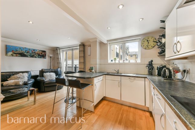 48, Orbis Wharf, Bridges Court Road, London photo 5