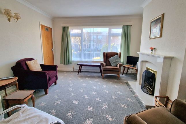 9 Kelvin Court, Torquay photo 4