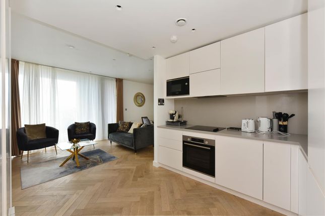 Flat 18, 10, Oberman Road, London photo 2