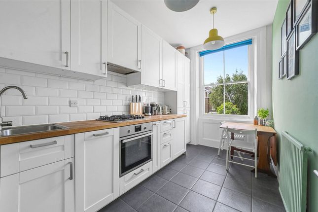 83C, Richmond Road, London photo 3
