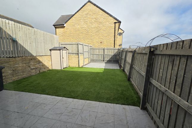 9, Rambling Walk, Bradford photo 5