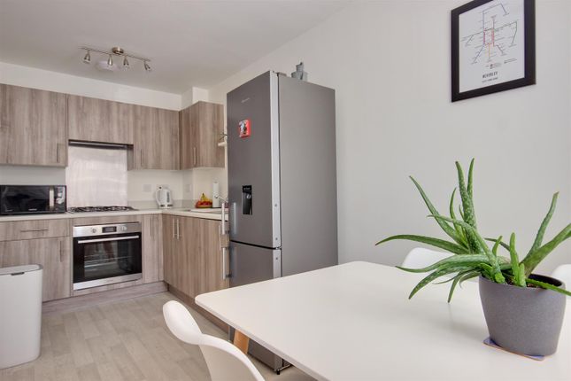 16, Robson Avenue, Beverley photo 4