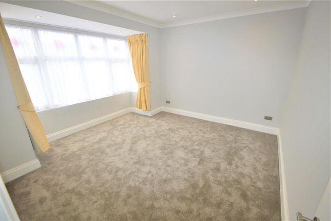 Cranbrook Road, Ilford photo 5