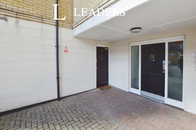 17, Henry Laver Court, Henry Laver Court photo 2