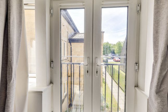 4 Alleon Court,, Low Lane, Leeds photo 4