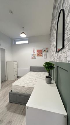 9d7Fd063-76A8-47Fe-B852-0d7428657d2d