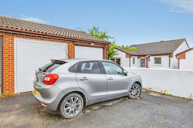 3 Burnham Court,, Orchid Avenue, Newton Abbot photo 4