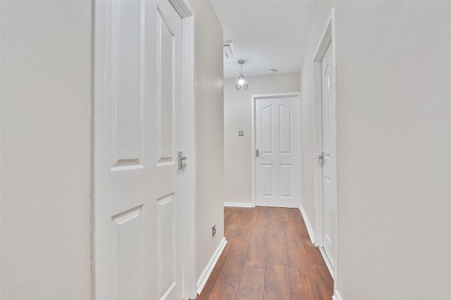 359, Merry Street, Motherwell photo 4