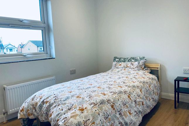 Flat to rent in New London Road, Chelmsford