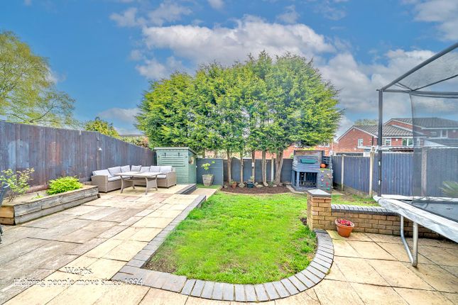 18, Marconi Place, Cannock photo 4