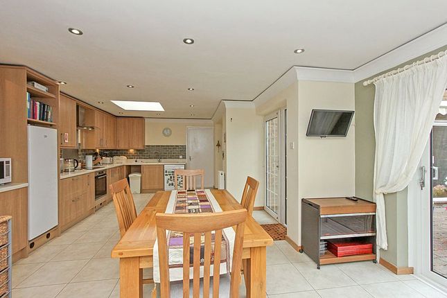 30, Doubleday Drive, Sittingbourne photo 3