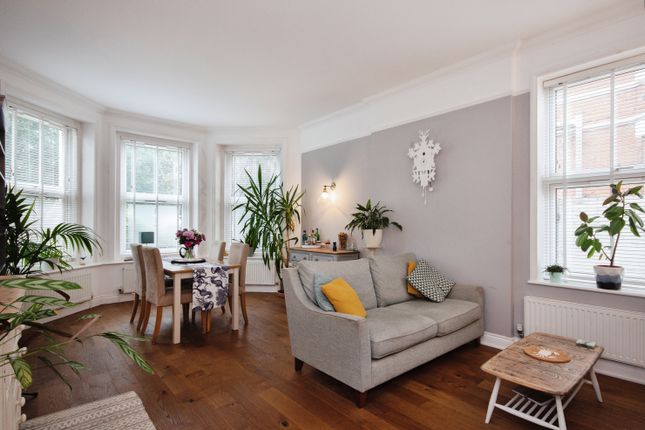 Flat for sale in 83 Alumhurst Road, Bournemouth