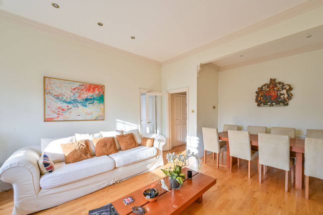 Flat to rent in Sloane Gardens, Chelsea, London