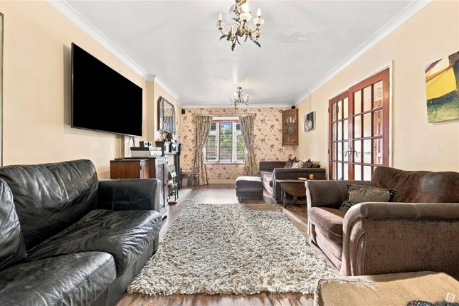 23, Fennfields Road, Chelmsford photo 4