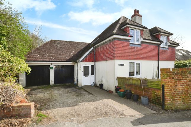 Thumbnail Detached house for sale in Vicarage Lane, Dunmow