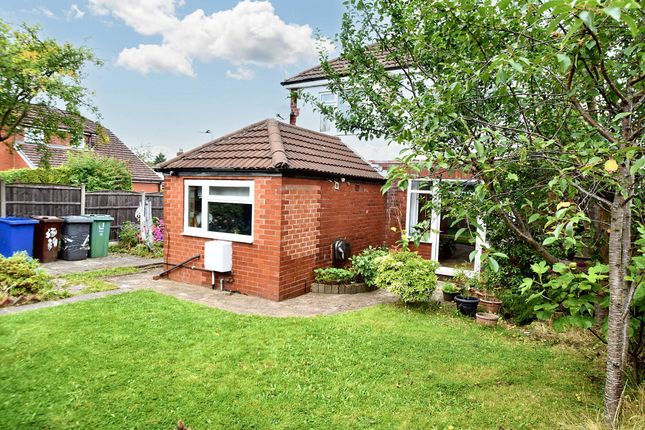 24 Windsor Road, Manchester photo 4