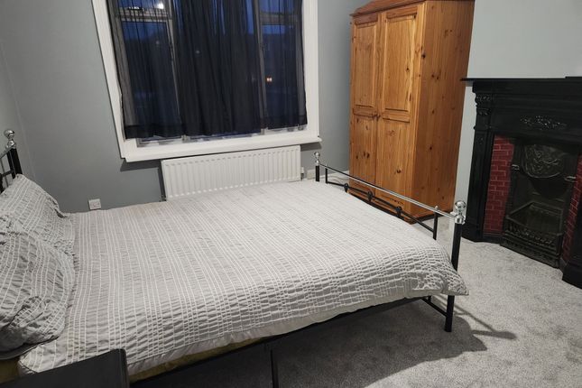 Thumbnail Room to rent in Nutfield Road, Thornton Heath