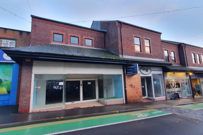 Retail premises to let in Units 1 &amp; 2, 11-17 Worcester Street, Kidderminster