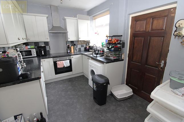 174 Davyhulme Road, Manchester photo 5
