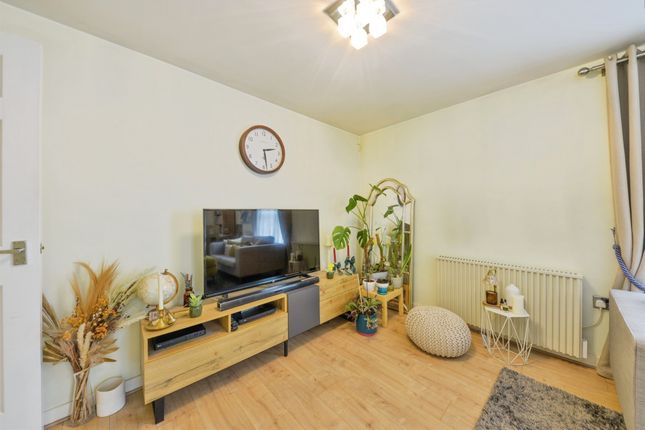 29, Merrifield Court, Welwyn Garden City photo 4