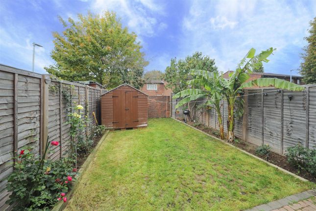 61, Marshall Drive, North Hayes photo 2