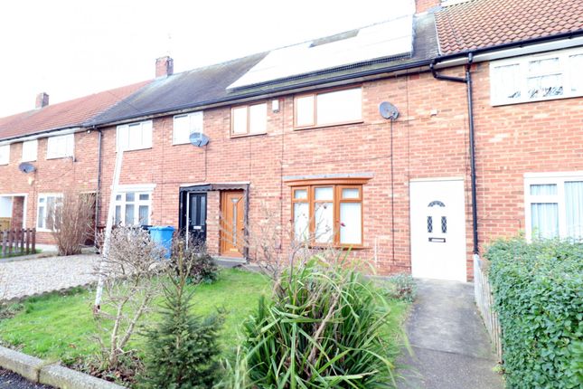 3 bed terraced house to rent in Waveney Road, Longhill, Hull, Yorkshire HU8