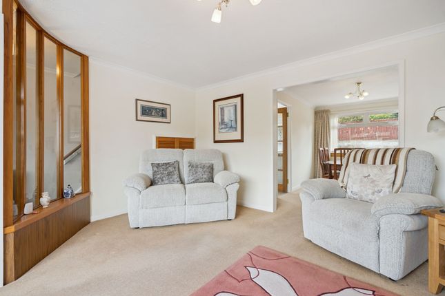 37 Parkdyke, Stirling photo 4