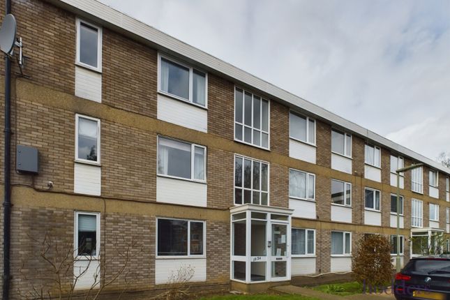 Flat for sale in Langton Close, Addlestone, Surrey