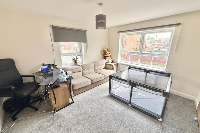 1, Sunnyside Close, Macclesfield photo 4
