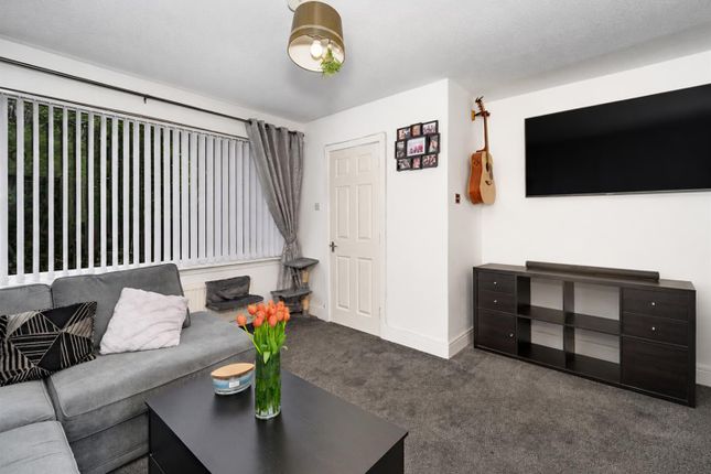 1, Orchard Court, Dundee photo 3