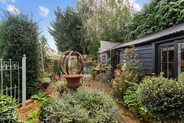 21a, Cowleigh Road, Malvern photo 4