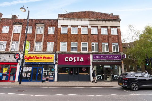 Retail premises to let in High Street, West Drayton