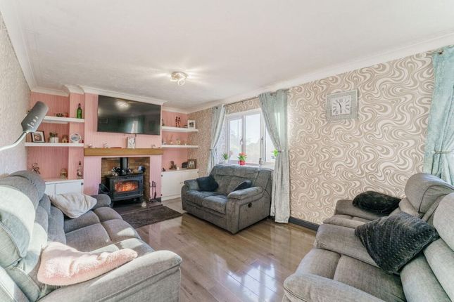35, Highfield Road, Selby photo 2