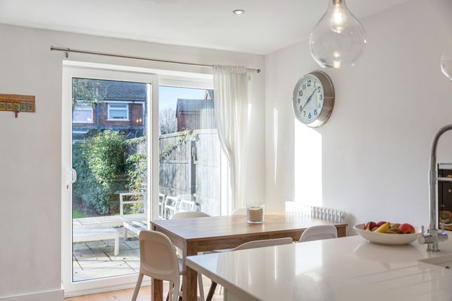 1 Elm Tree Avenue, Lymm photo 4