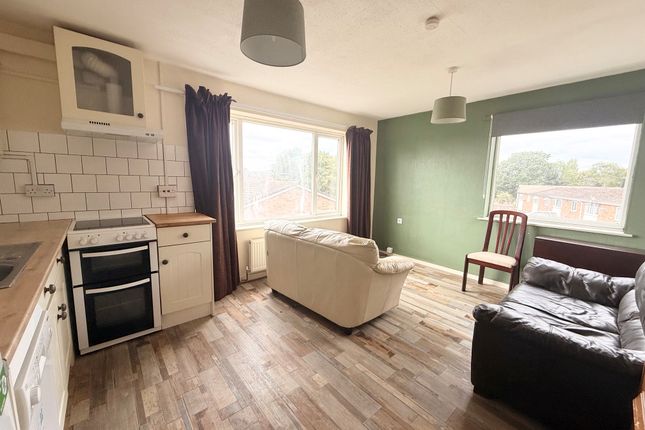 42, Rockingham Road, LOUGHBOROUGH photo 4