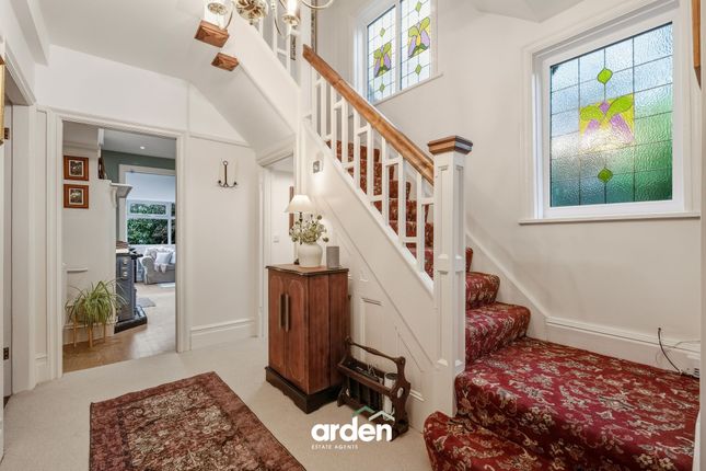 The Rowans, 528 Groveley Lane, Birmingham photo 3