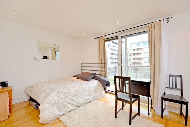 Studio to rent in Indescon Square, Canary Wharf, London