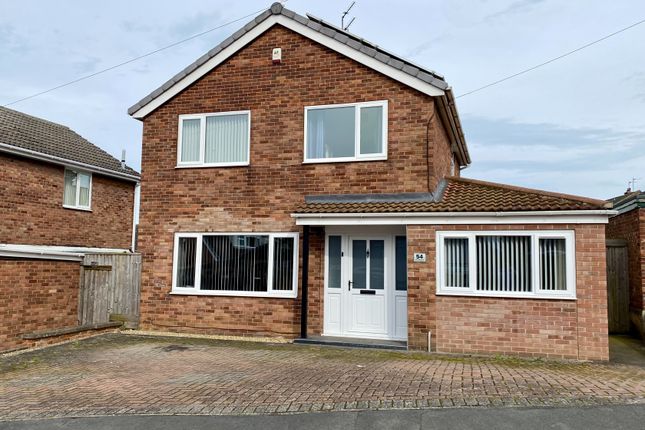 Detached house for sale in High Meadow, Grantham