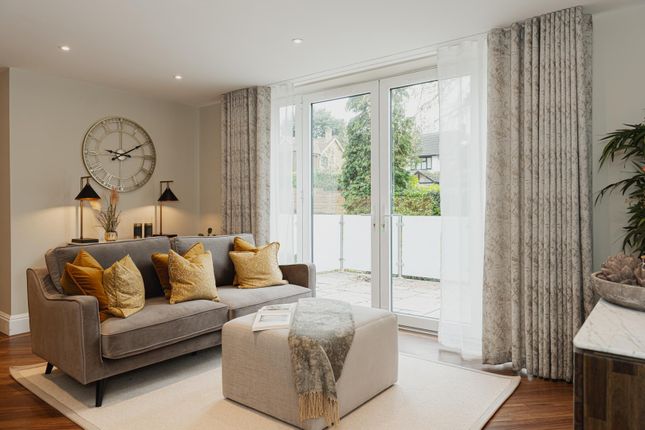 Flat for sale in Parkers Hill, Ashtead