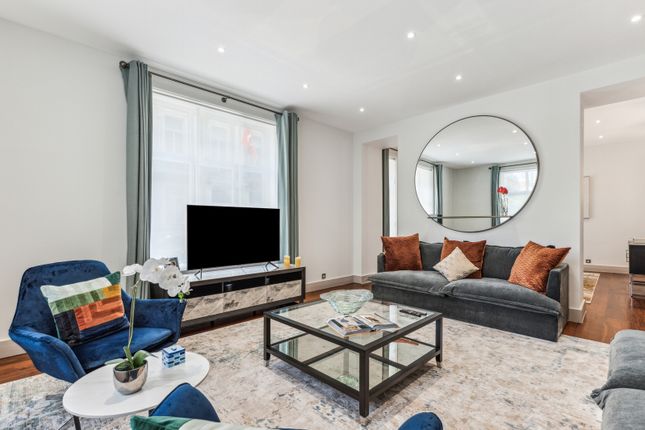 Thumbnail Flat to rent in Portland Place, Fitzrovia