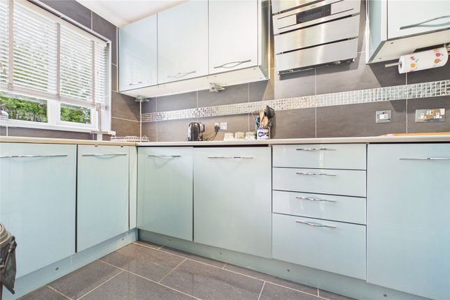 21 Lockside Court,, Mallard Way, Reading photo 4