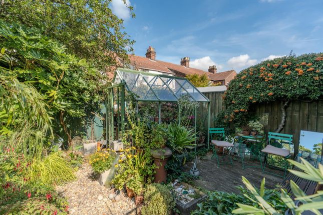 15, Grange Road, Norwich photo 4