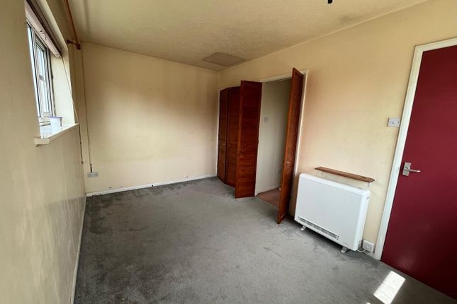 36 Eastfield Road, Leicester photo 5