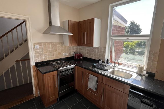Flat 2, 45, Church Road, Exeter photo 3