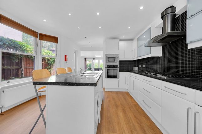 Thumbnail Property to rent in Warham Road, Haringey