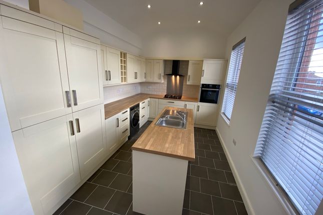 Thumbnail Maisonette to rent in Catterick Road, Didsbury, Manchester
