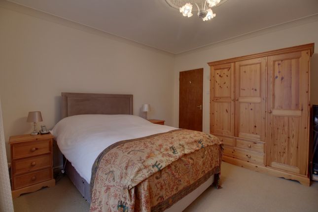 Flat for sale in Thornhill Street, Calverley, Pudsey, West Yorkshire