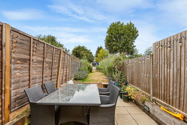 98 Duncombe Road, Hertford photo 4
