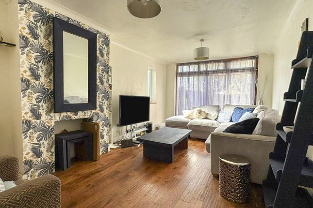 82, Ransome Road, Ipswich photo 3
